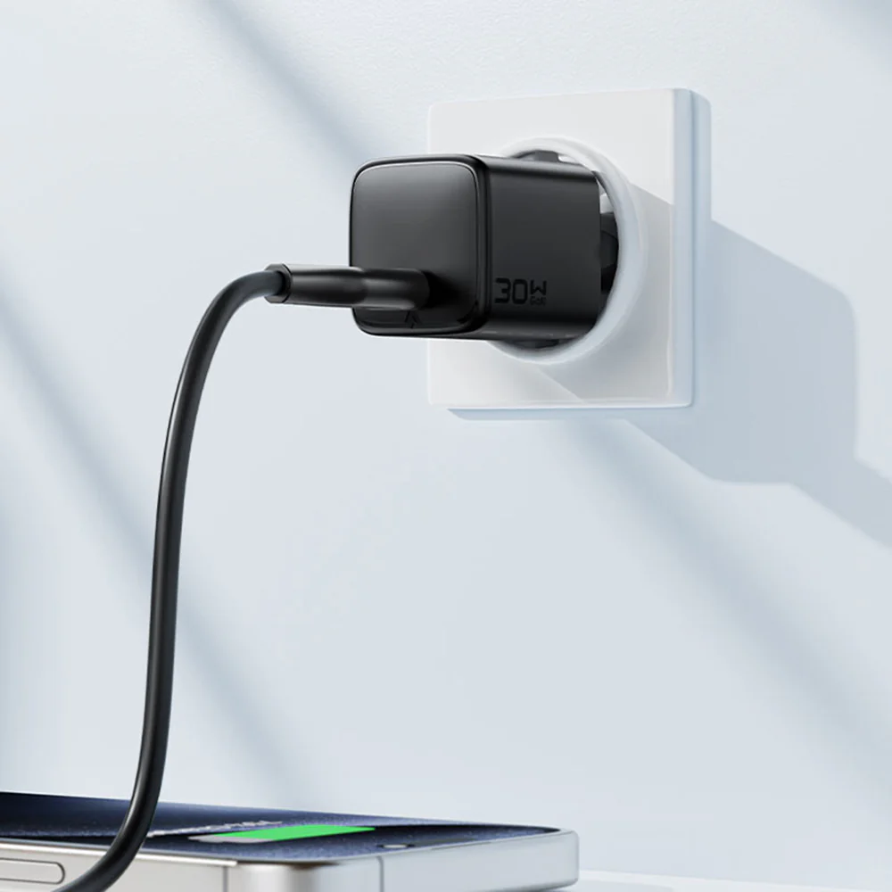 Acefast A118 USB-C Network Charger with Cable, 30W, 3A, 1 x USB-C, Black - Image 4