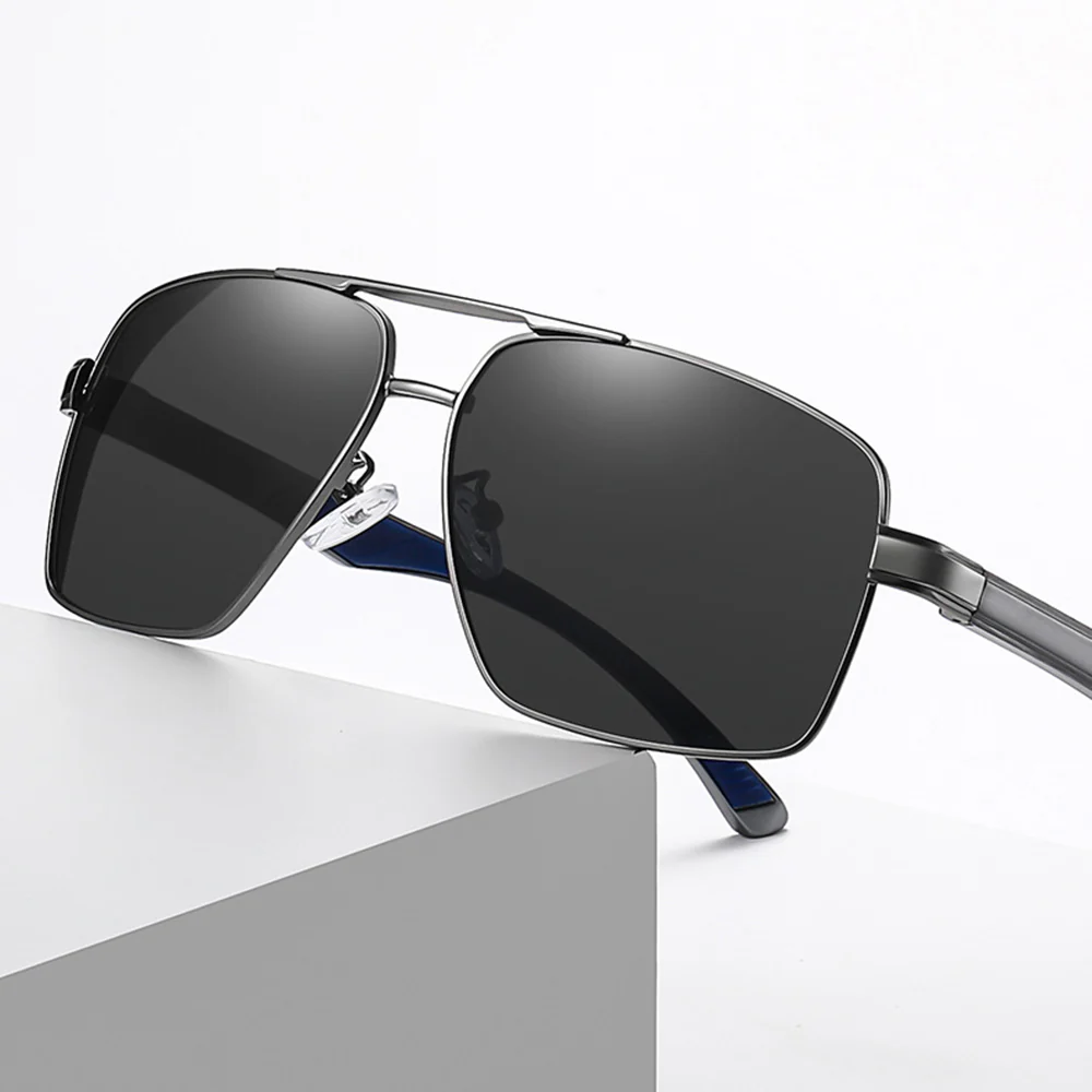 Men's Techsuit LM001 Sunglasses, Polarized, UV Protection, Gradient Gray - Image 3