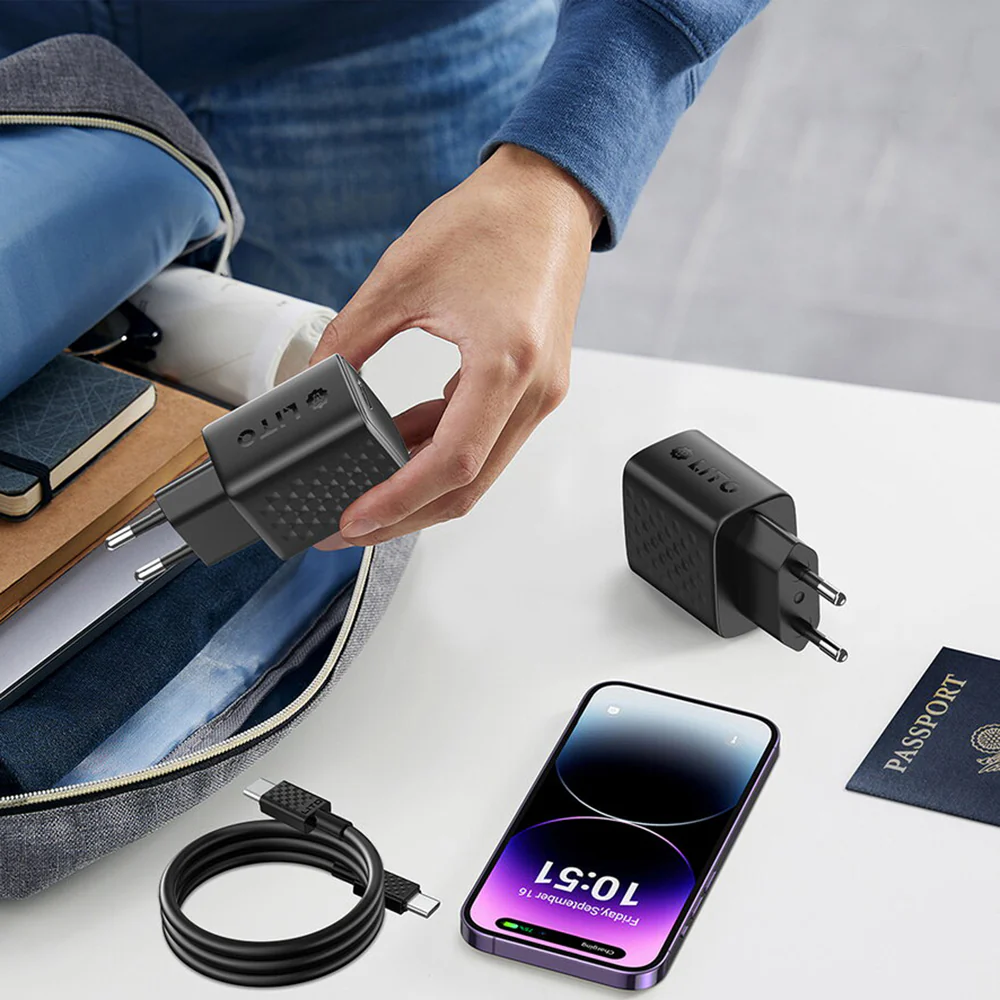 Network Charger with USB-C Cable Lito LC25T, 65W, 3.25A, 1 x USB-A - 2 x USB-C, Black - Image 3