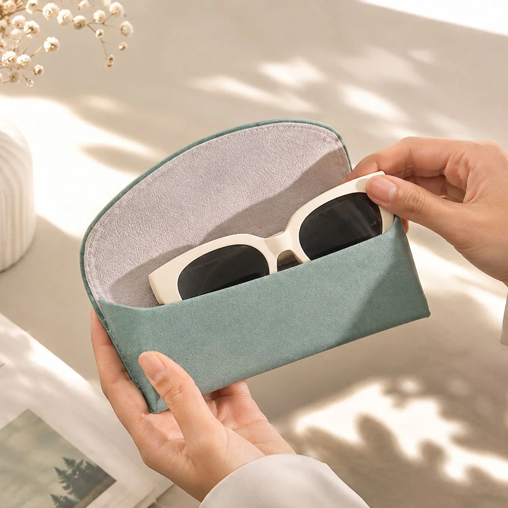 Techsuit ETM3 Glasses Case, 152mm x 66mm x 36mm, Beige - Image 4