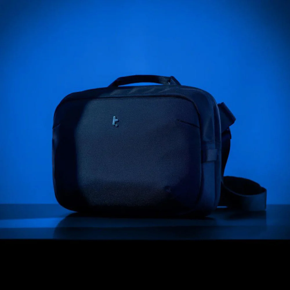 Universal Tablet Bag max. 11inch, Tomtoc, B11A1D1, Black - Image 7